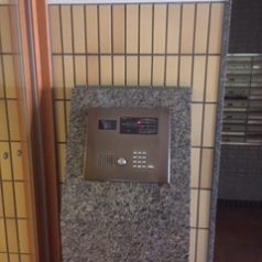 もちろんオートロック完備です